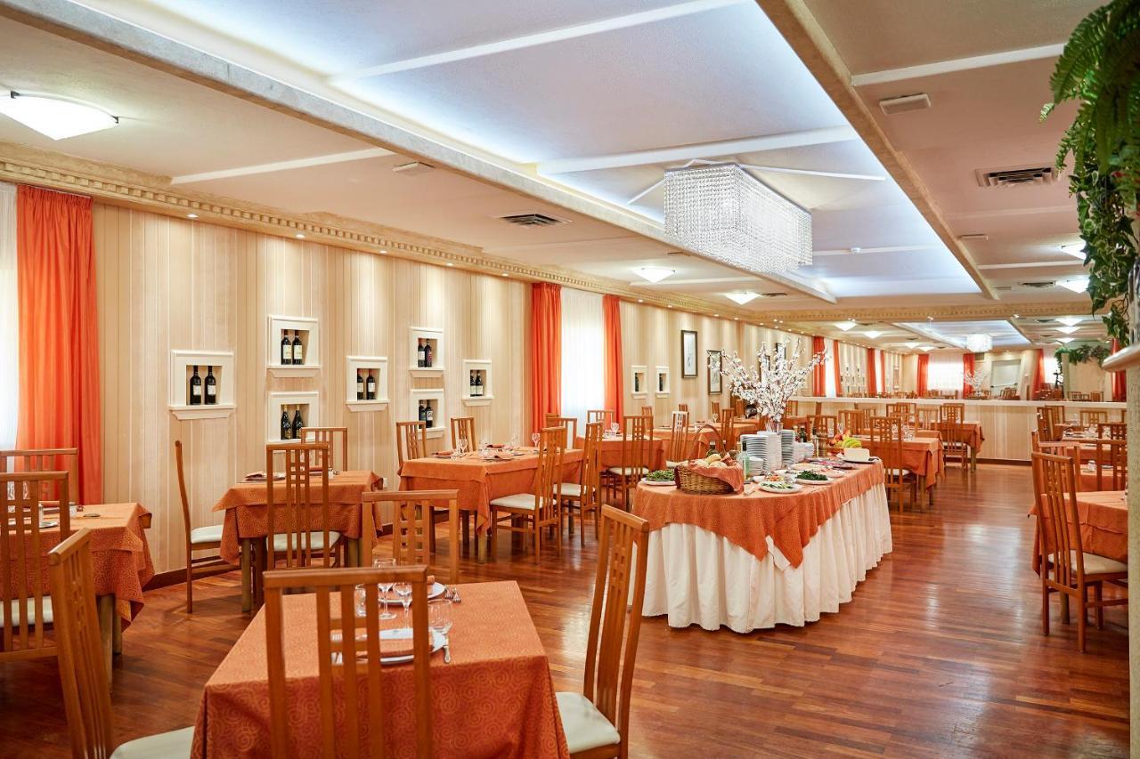 Hotel Plaza Tabiano Terme Exteriér fotografie